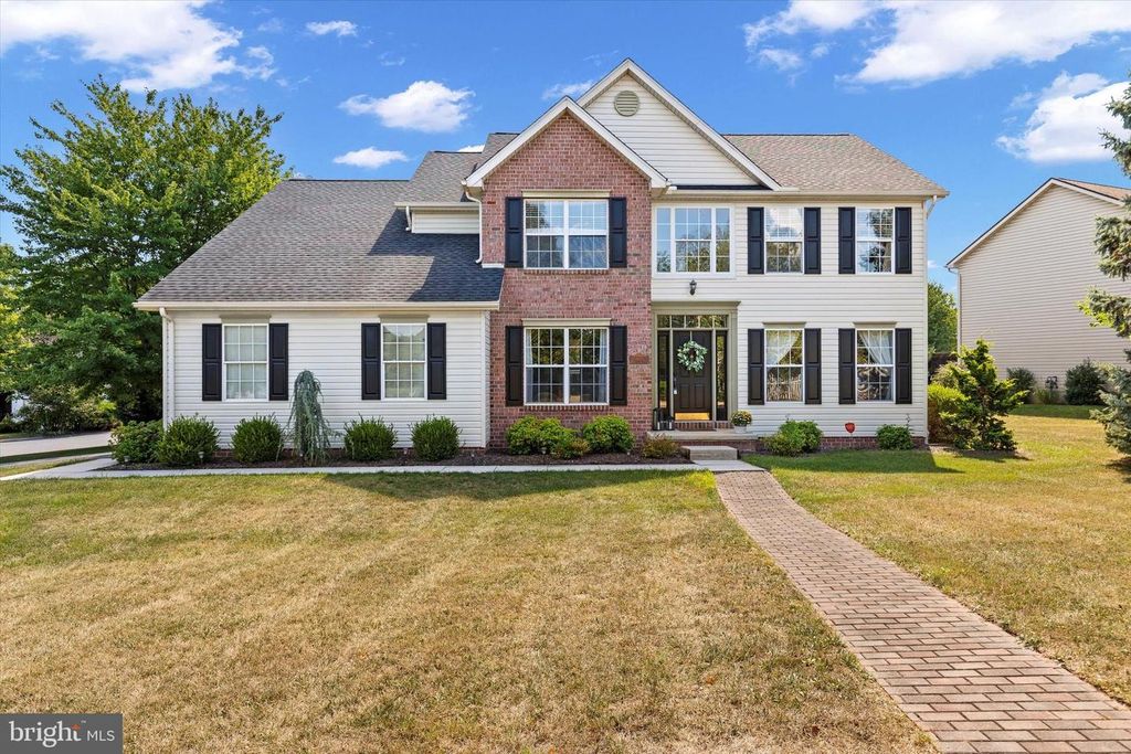 2054 ASLAN DR, York, PA 17404