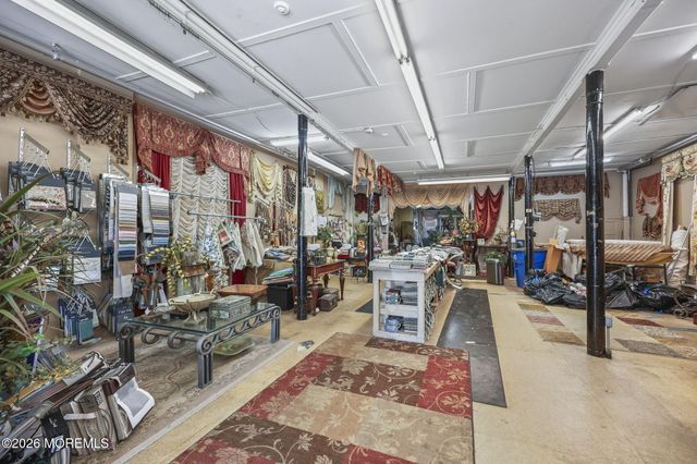 11 W Front Street, Keyport, NJ 07735