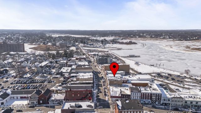 11 W Front Street, Keyport, NJ 07735