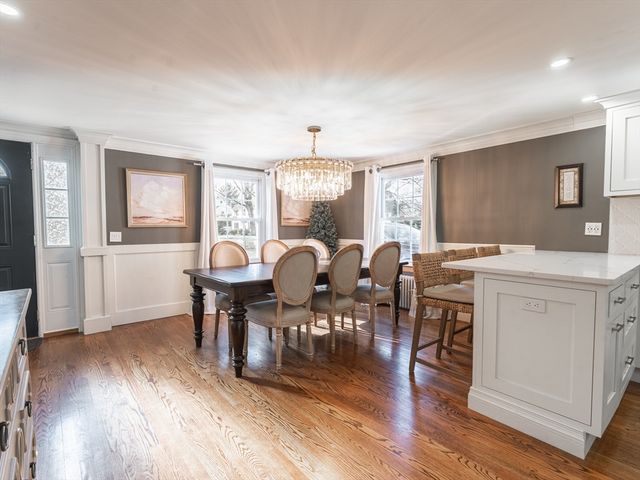 87 Bridle Path Rd, Springfield, MA 01118