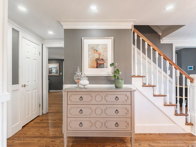 87 Bridle Path Rd, Springfield, MA 01118