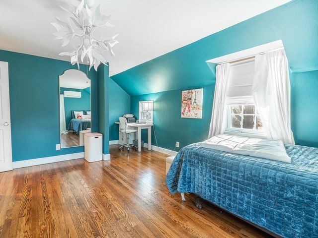 87 Bridle Path Rd, Springfield, MA 01118