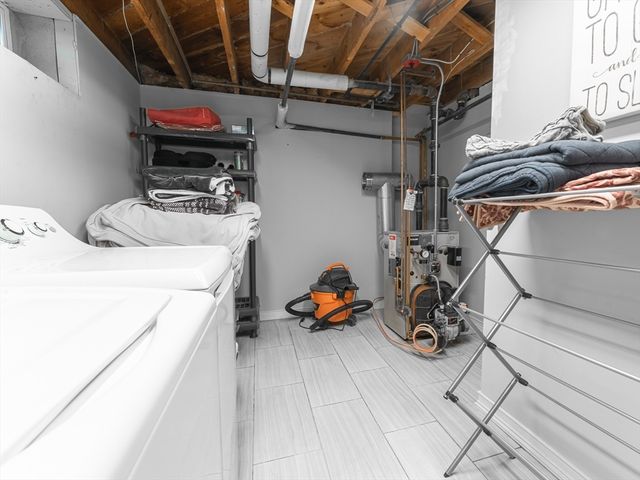 87 Bridle Path Rd, Springfield, MA 01118