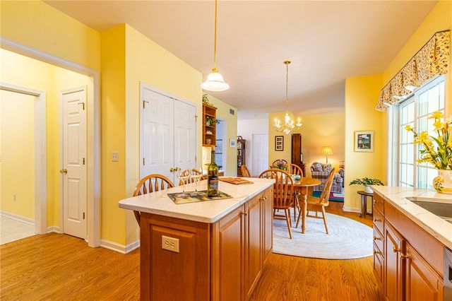 31 Brantley Way, Perinton, NY 14526