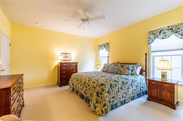 31 Brantley Way, Perinton, NY 14526
