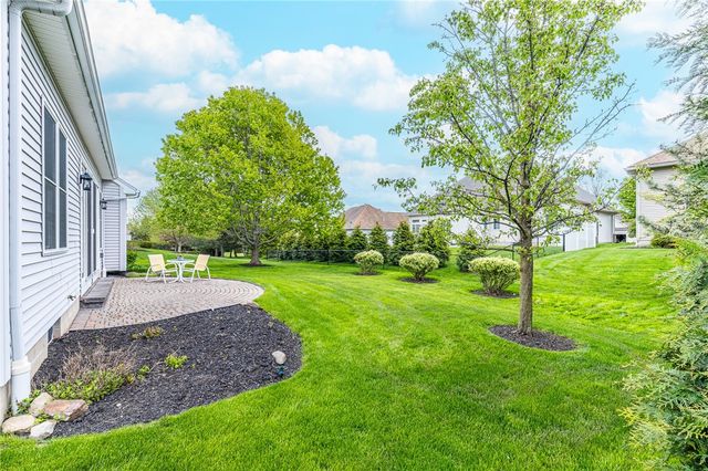 31 Brantley Way, Perinton, NY 14526