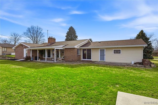 4227 Susan Drive, Clarence, NY 14221