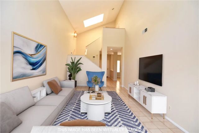 2119 Shelburne, Torrance, CA 90503