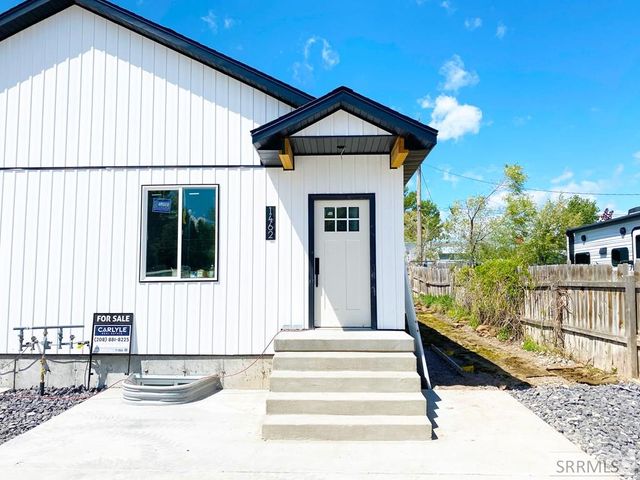 1464 Houston St # 2, Idaho Falls, ID 83402