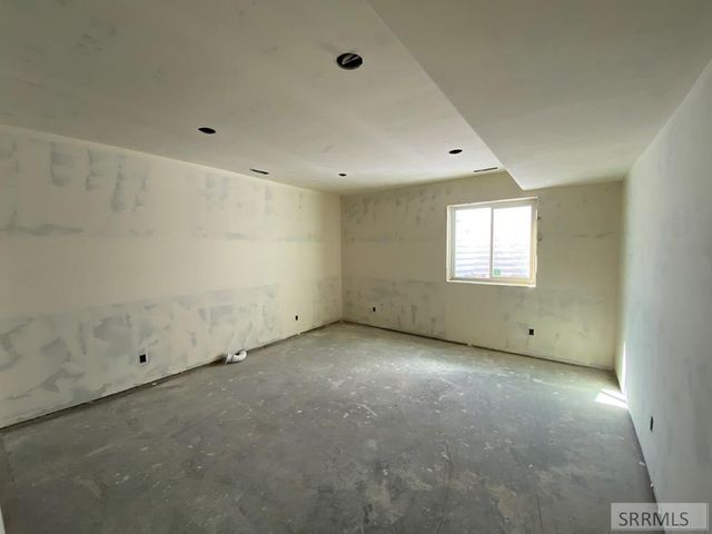 1464 Houston St # 2, Idaho Falls, ID 83402