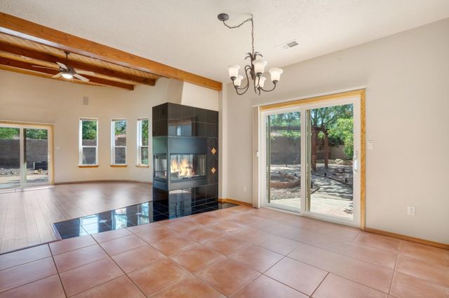 600 Flint Ridge Trail SE, Albuquerque, NM 87123