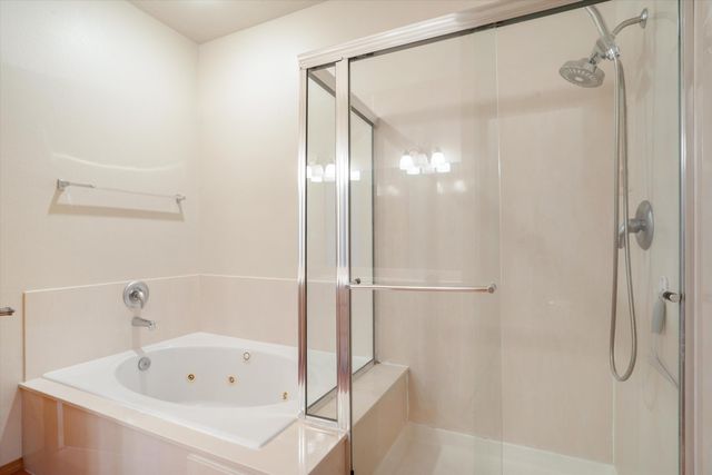 600 Flint Ridge Trail SE, Albuquerque, NM 87123