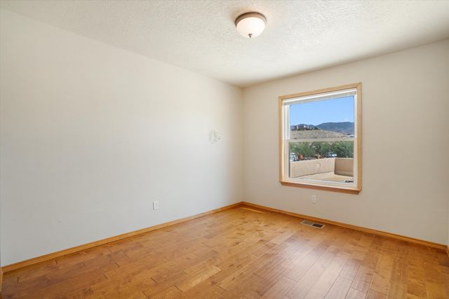 600 Flint Ridge Trail SE, Albuquerque, NM 87123