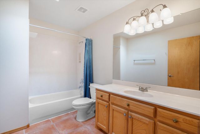 600 Flint Ridge Trail SE, Albuquerque, NM 87123