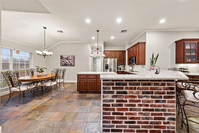 517 Chado Lane, Robinson, TX 76706