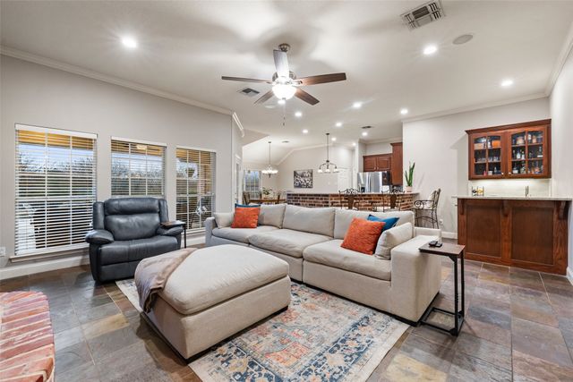 517 Chado Lane, Robinson, TX 76706