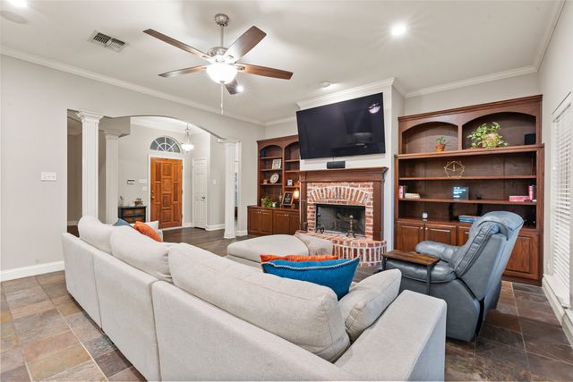 517 Chado Lane, Robinson, TX 76706