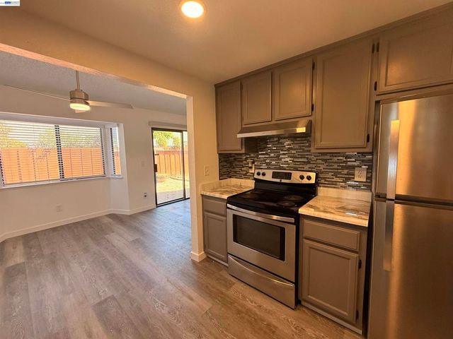 460 Lisa Ann St, Bay Point, CA 94565