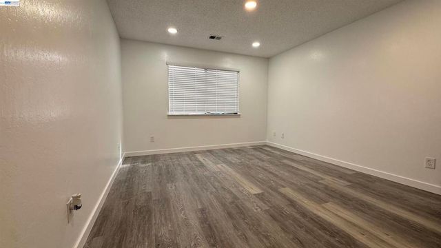 460 Lisa Ann St, Bay Point, CA 94565