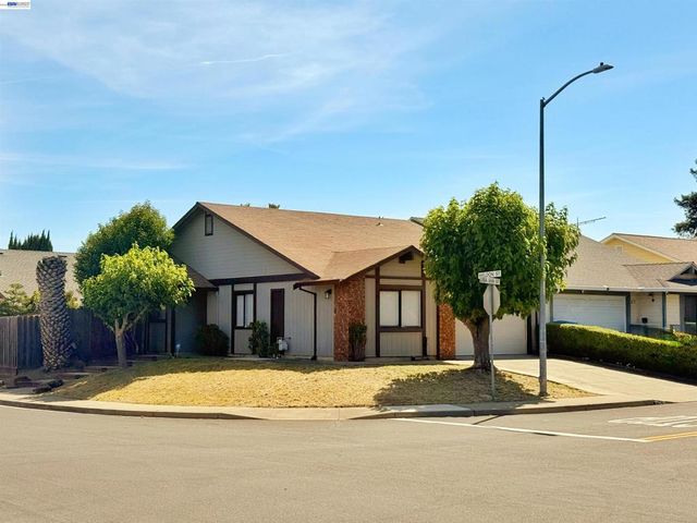460 Lisa Ann St, Bay Point, CA 94565