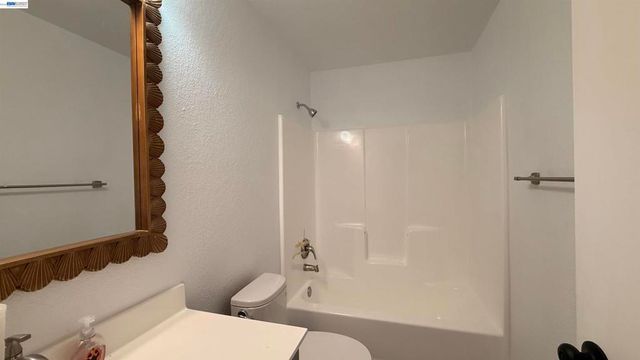 460 Lisa Ann St, Bay Point, CA 94565