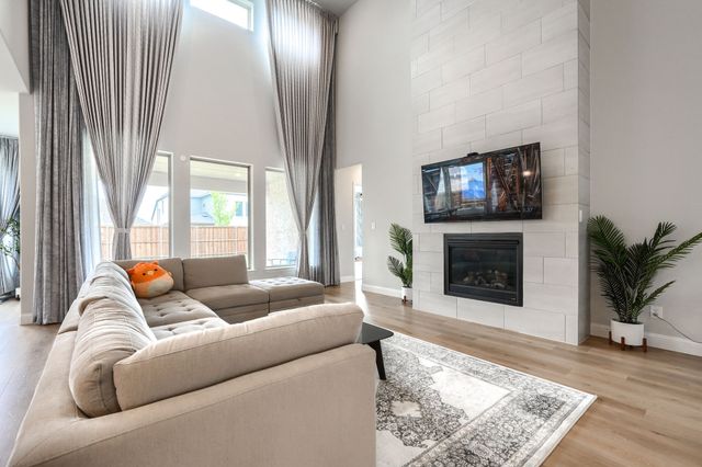 1733 Ambrosia Road, Celina, TX 75009