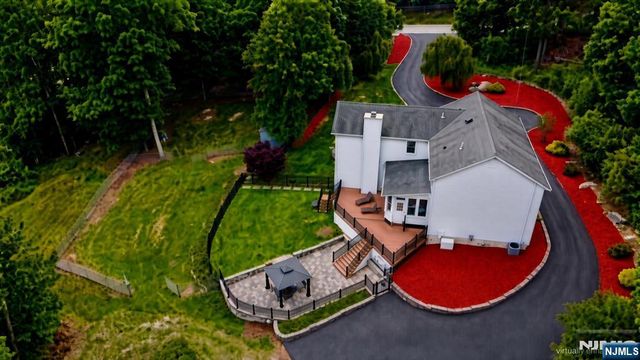 200 Longhouse Drive, West Milford, NJ 07421