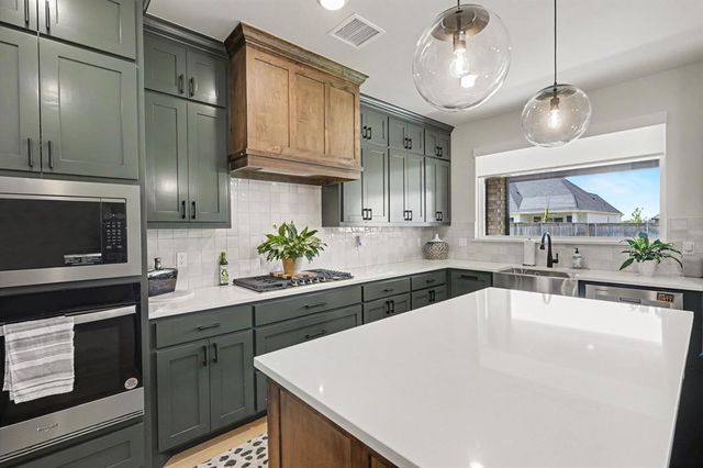 4220 Windstone Drive, Norman, OK 73072