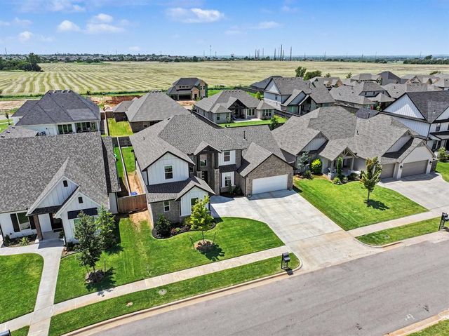 4220 Windstone Drive, Norman, OK 73072