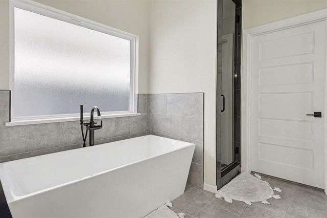 4220 Windstone Drive, Norman, OK 73072