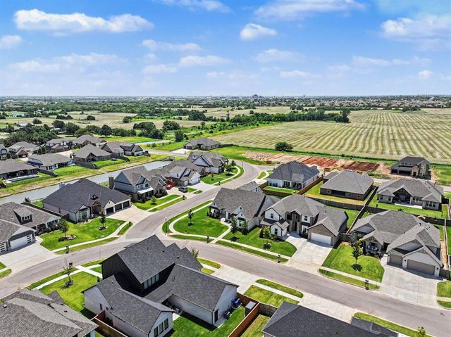 4220 Windstone Drive, Norman, OK 73072