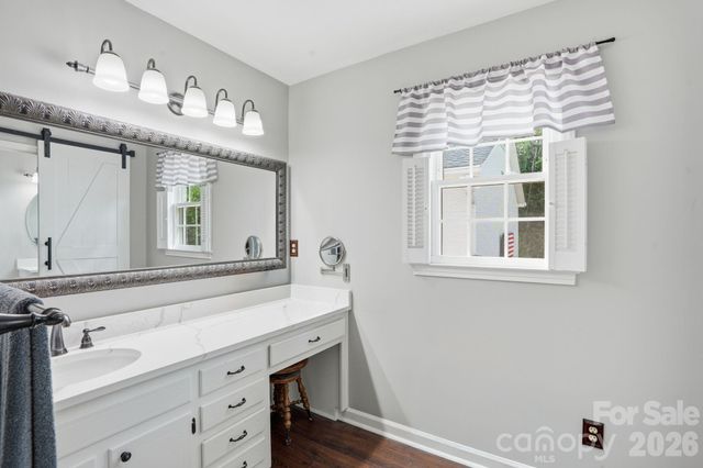 7245 Hopeton Road, Charlotte, NC 28210