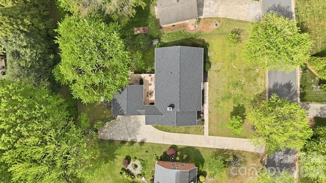 7245 Hopeton Road, Charlotte, NC 28210