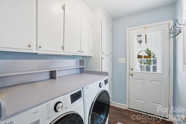 7245 Hopeton Road, Charlotte, NC 28210