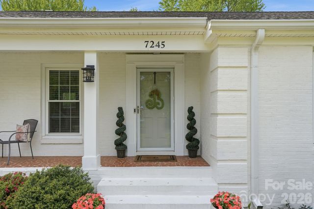 7245 Hopeton Road, Charlotte, NC 28210
