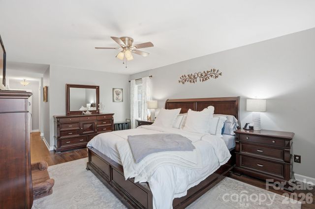 7245 Hopeton Road, Charlotte, NC 28210