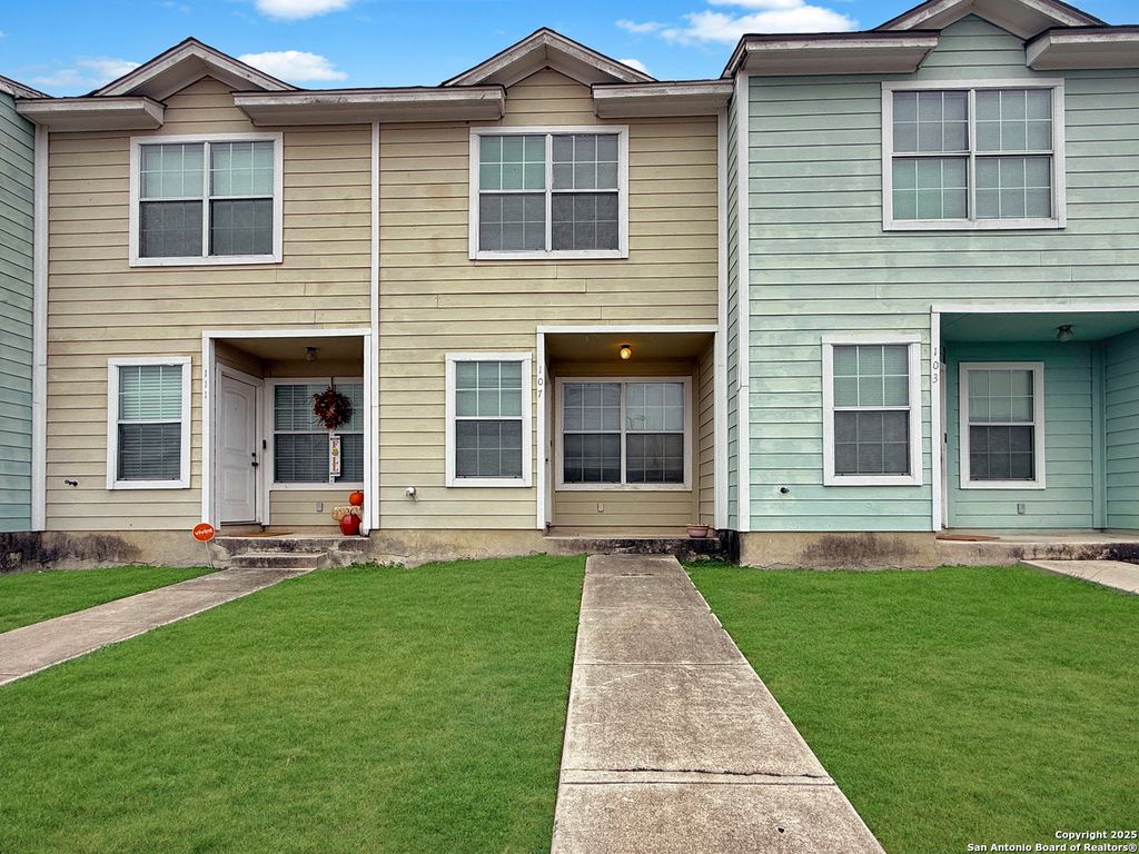 107 Autumn Pass Unit 107, San Antonio, TX 78245