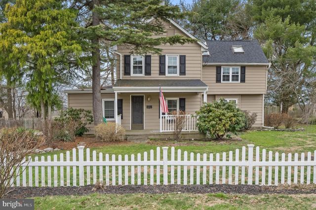 138 BISHOP RD, Mullica Hill, NJ 08062