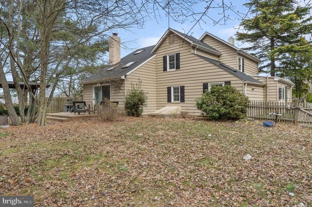 138 BISHOP RD, Mullica Hill, NJ 08062