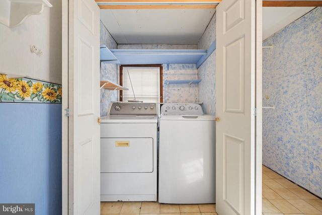 138 BISHOP RD, Mullica Hill, NJ 08062