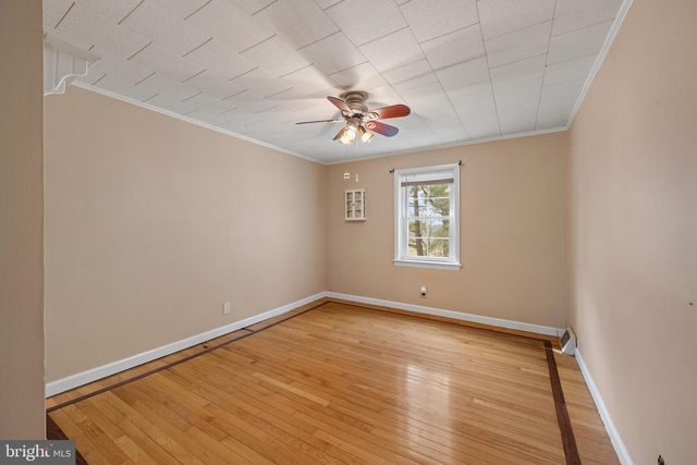 138 BISHOP RD, Mullica Hill, NJ 08062