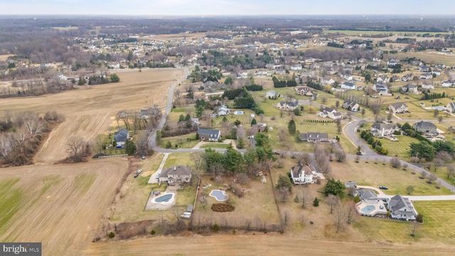 138 BISHOP RD, Mullica Hill, NJ 08062