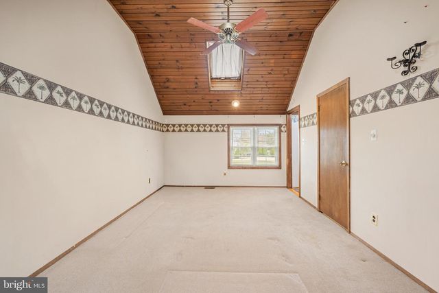 138 BISHOP RD, Mullica Hill, NJ 08062