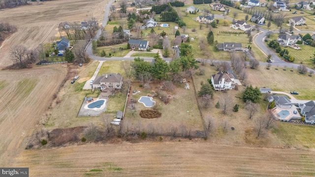 138 BISHOP RD, Mullica Hill, NJ 08062