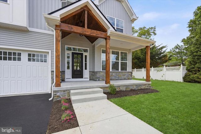 30 E CHURCH RD, Plymouth Meeting, PA 19462