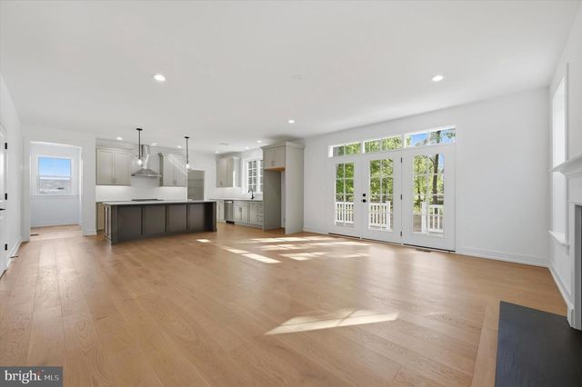 30 E CHURCH RD, Plymouth Meeting, PA 19462