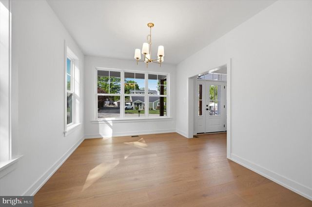 30 E CHURCH RD, Plymouth Meeting, PA 19462