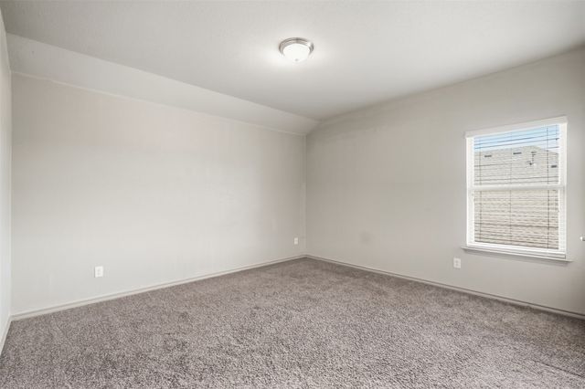 8 Mapleridge Drive, Edgecliff Village, TX 76134