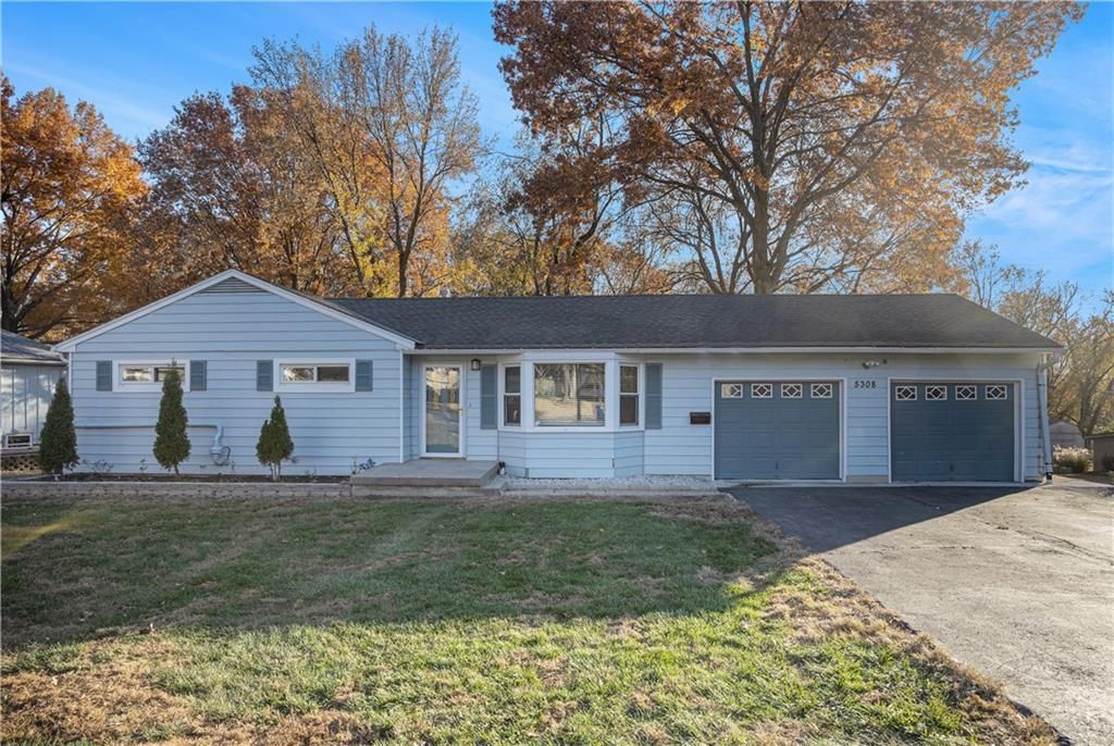5308 McAnany Drive, Shawnee, KS 66203