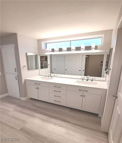 10033 Woodhouse Drive, Las Vegas, NV 89134